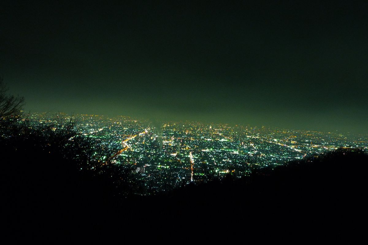 信貴生駒スカイラインからの夜景 奈良の夜景スポット